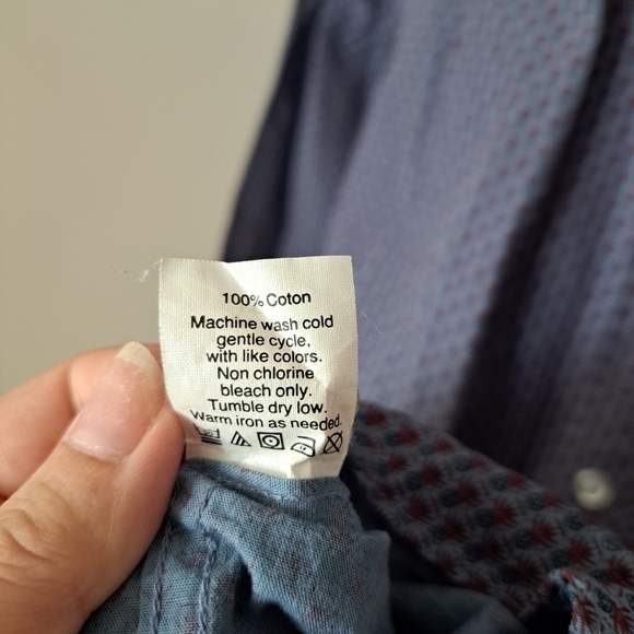 J crew | Blue and red pineapple print dress shirt slim fit - Picture 11 of 11